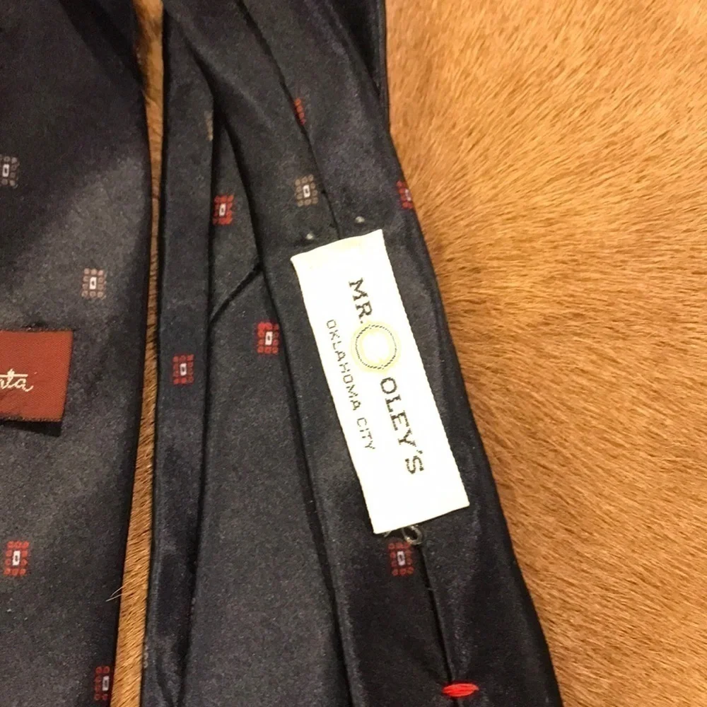 Vintage Oscar De La Renta Navy Tie